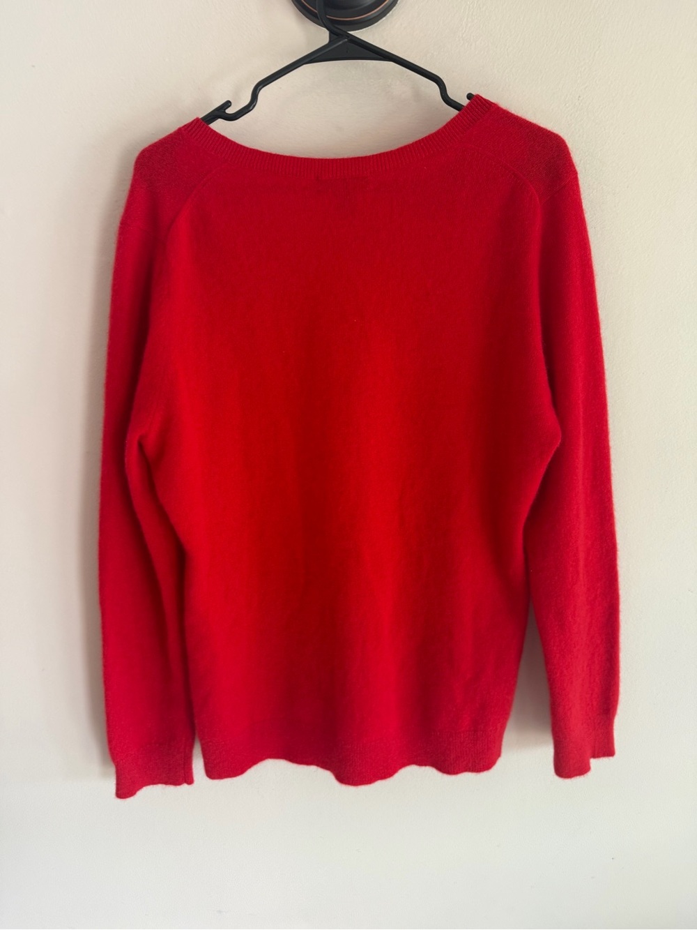 Charter Club Women's V-Neck Sweater - Red Cashmere XL - Picture 3 of 3